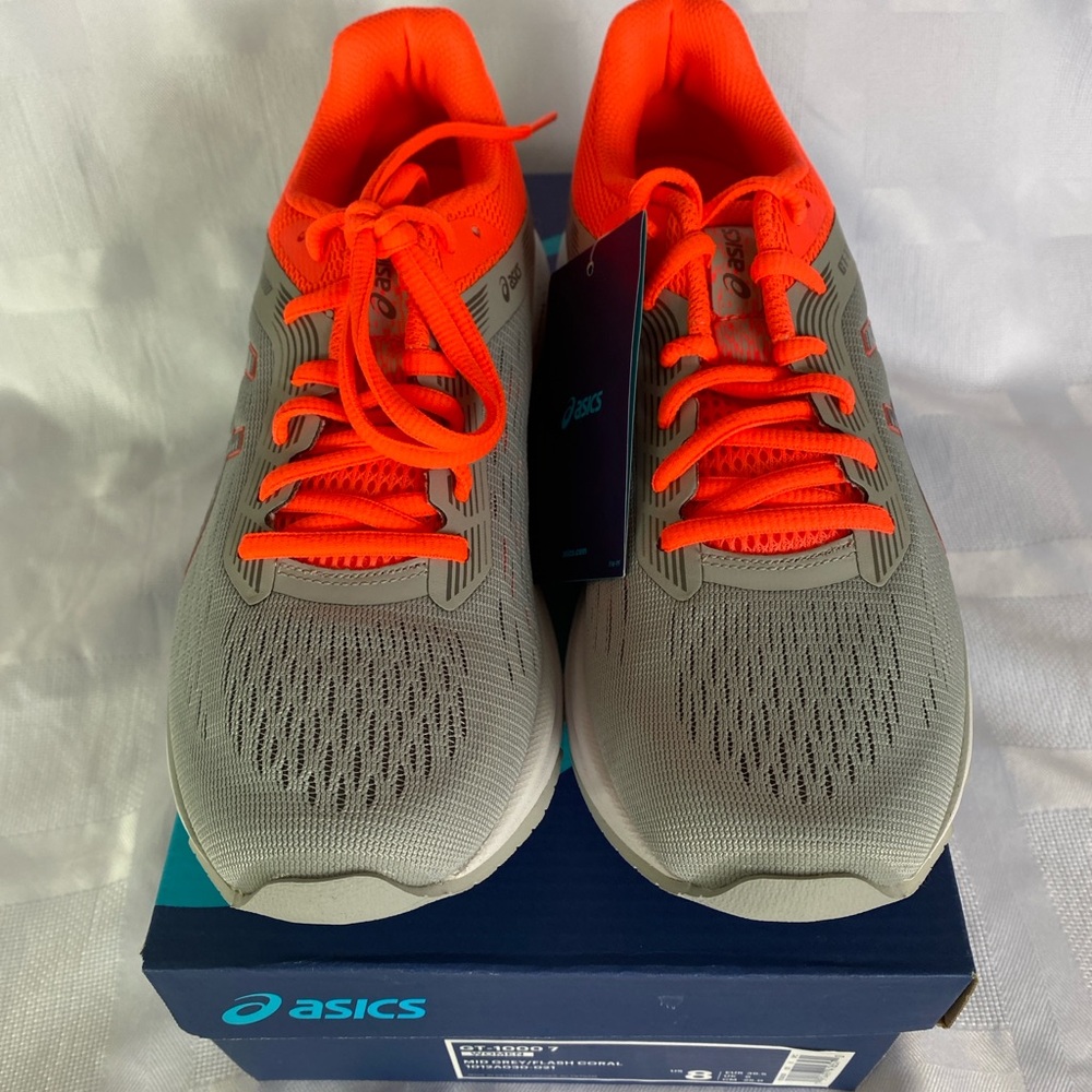 Women’s ASICS GT-1000 7, 8M, NIB